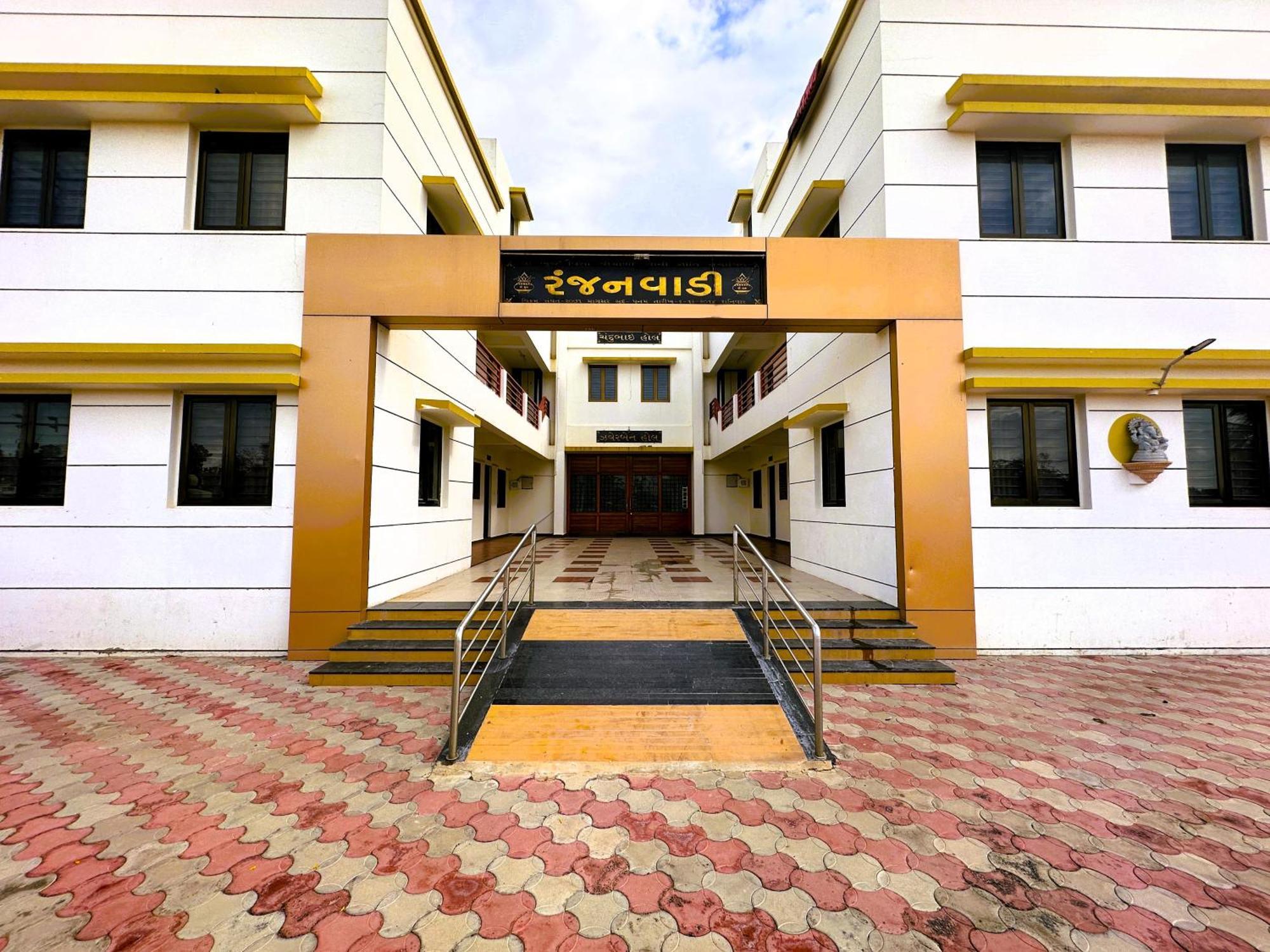 Ranjan Vadi Hotel Bhudzs Kültér fotó
