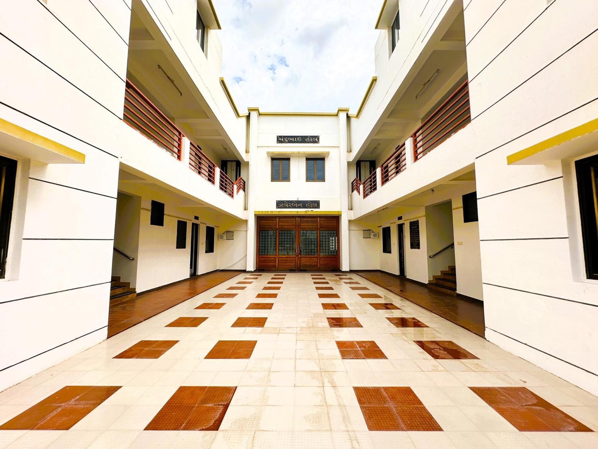Ranjan Vadi Hotel Bhudzs Kültér fotó