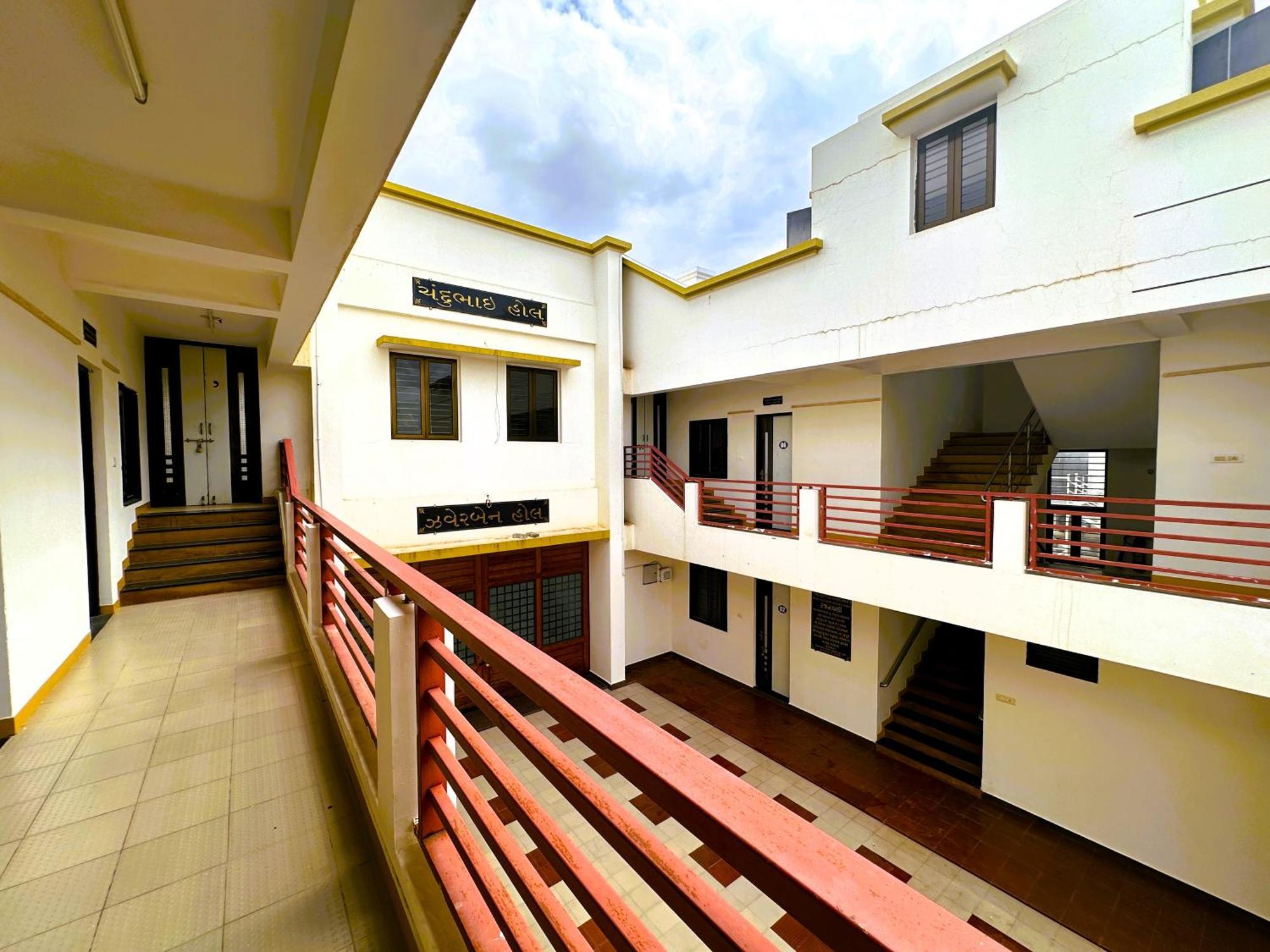 Ranjan Vadi Hotel Bhudzs Kültér fotó